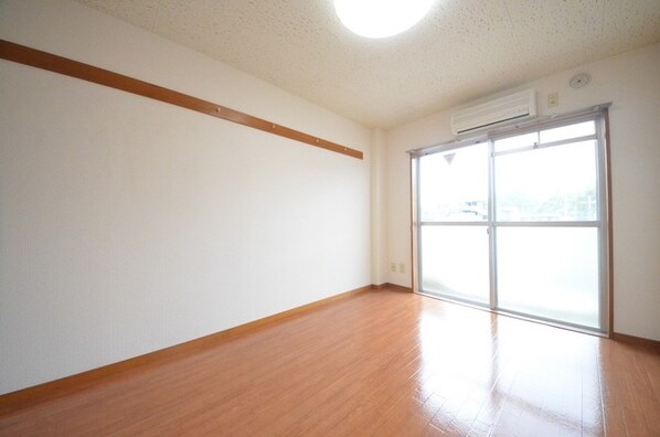 プレスト日新の物件内観写真